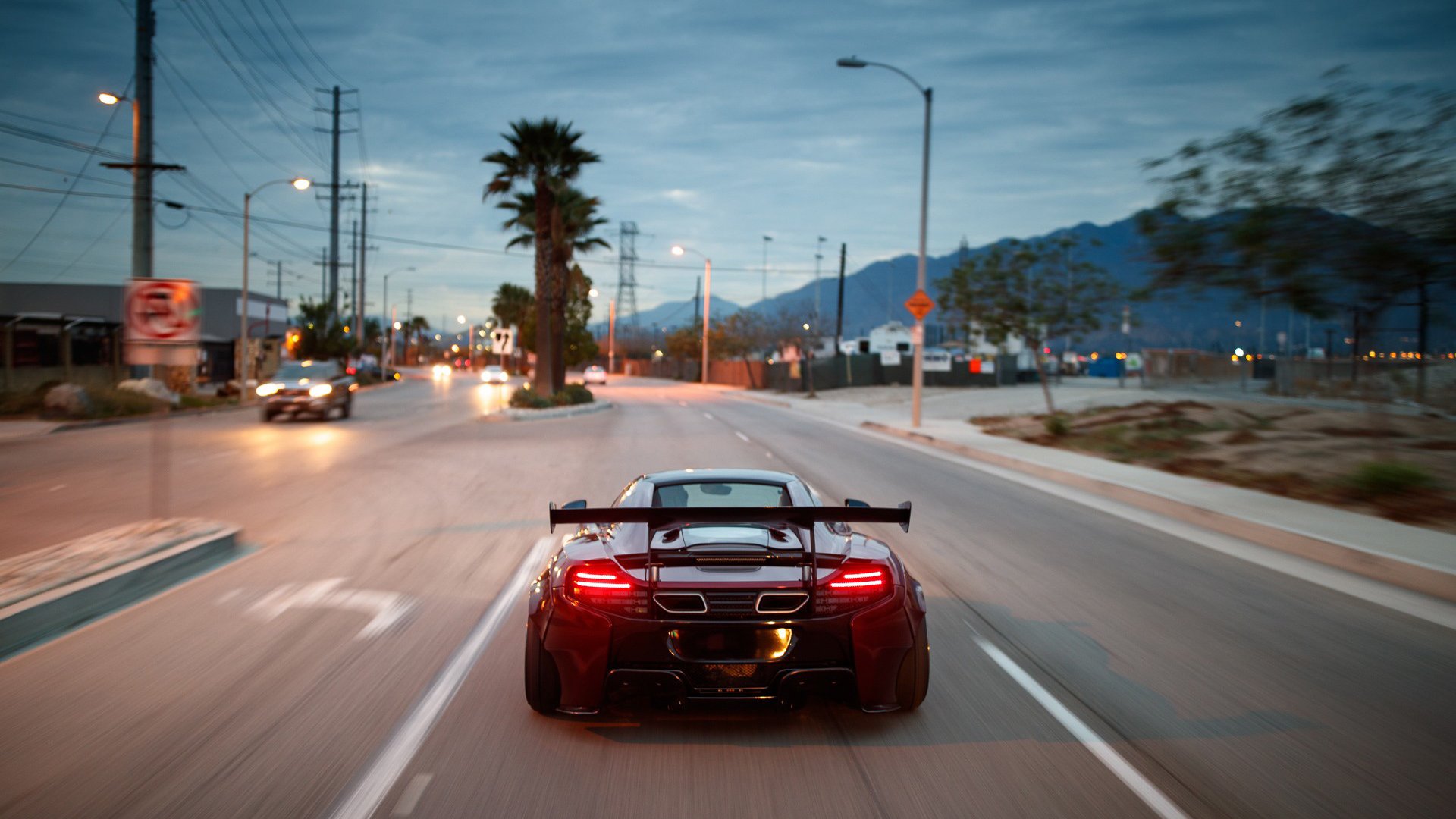 铁骑踏碎黄潜堡垒，恩佐的魔法与波兰的闪电革命